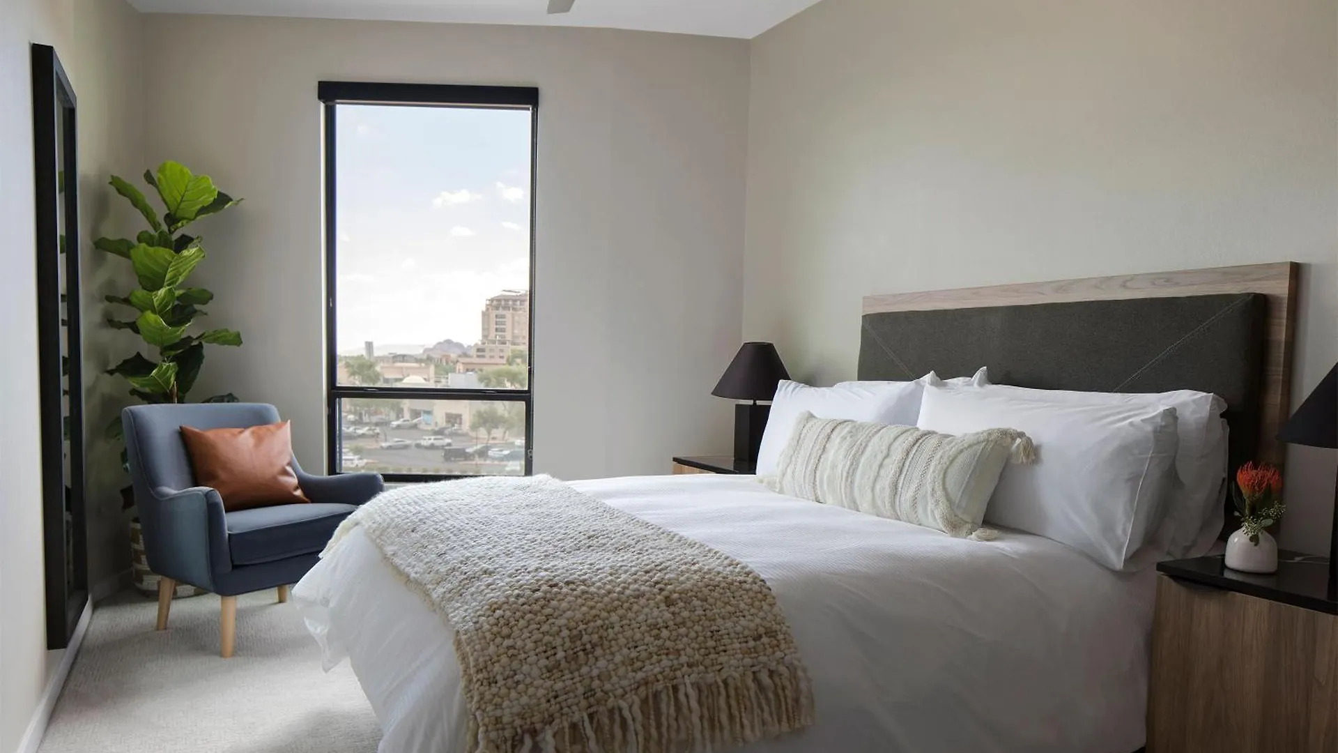 Sentral Old Town Aparthotel Scottsdale